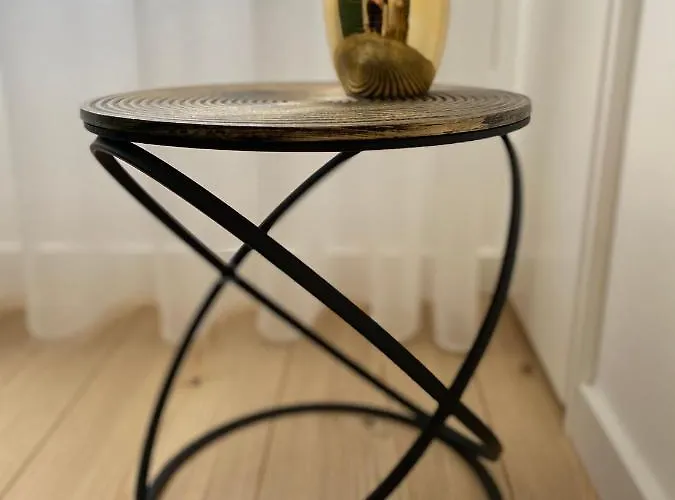 Carol House * Nazaré